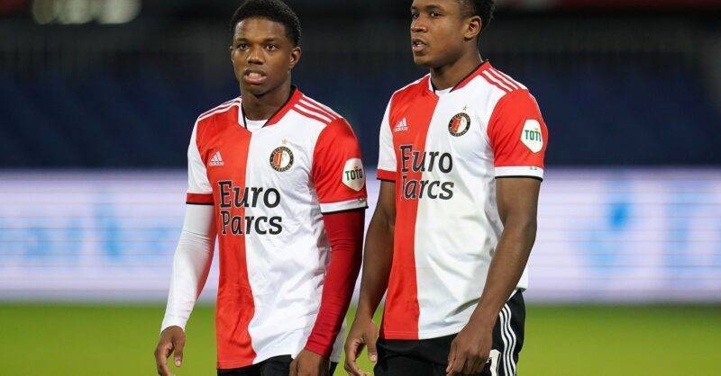 他与卢伟的 他与卢伟的