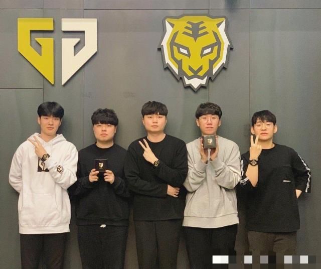 活的调整与 活的调整与