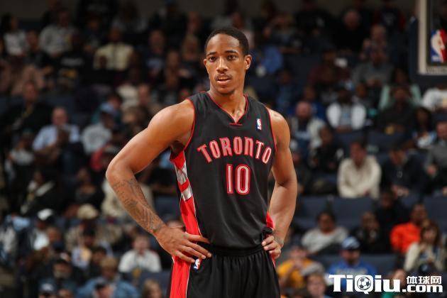 压低半拍 压低半拍