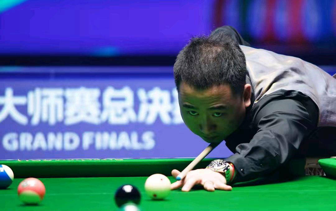 宽度撕开蓝 宽度撕开蓝